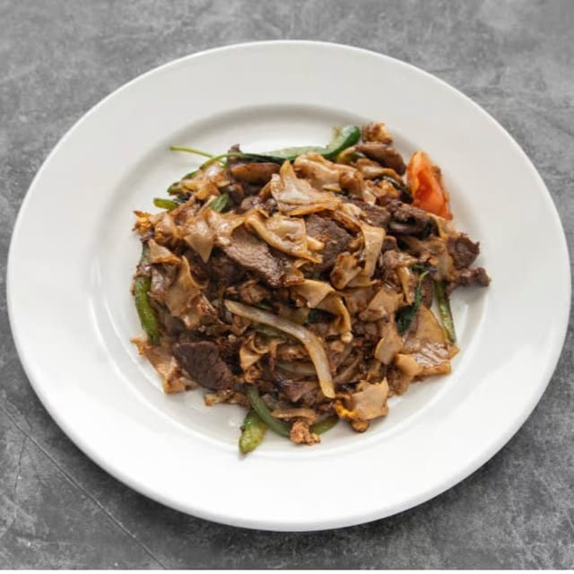 Lunch Drunken Noodles.
